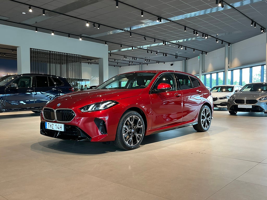 BMW 120 M Sport Design Rattvärme Backkamera Navi 