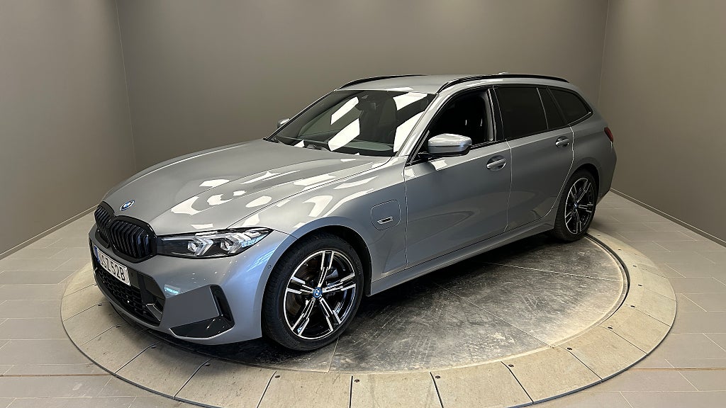 BMW 330e xDrive Touring M Sport 