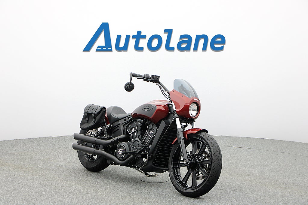 Indian Scout Rogue *Vance & Hines Nyservad 332 mil