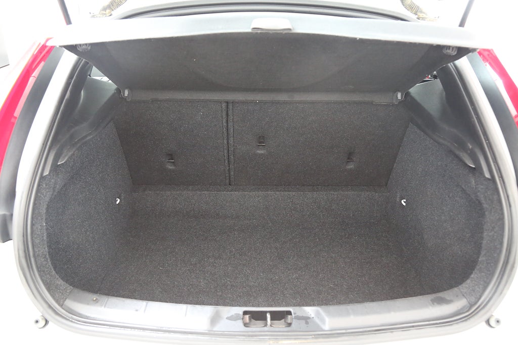 Volvo V40 T3 150hk Kinetic Kamera P-sensorer 2013