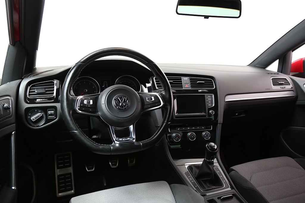 Volkswagen Golf 1,4 TSI 140hk GT R-Line 5-dörrar Kamera Motorv Drag