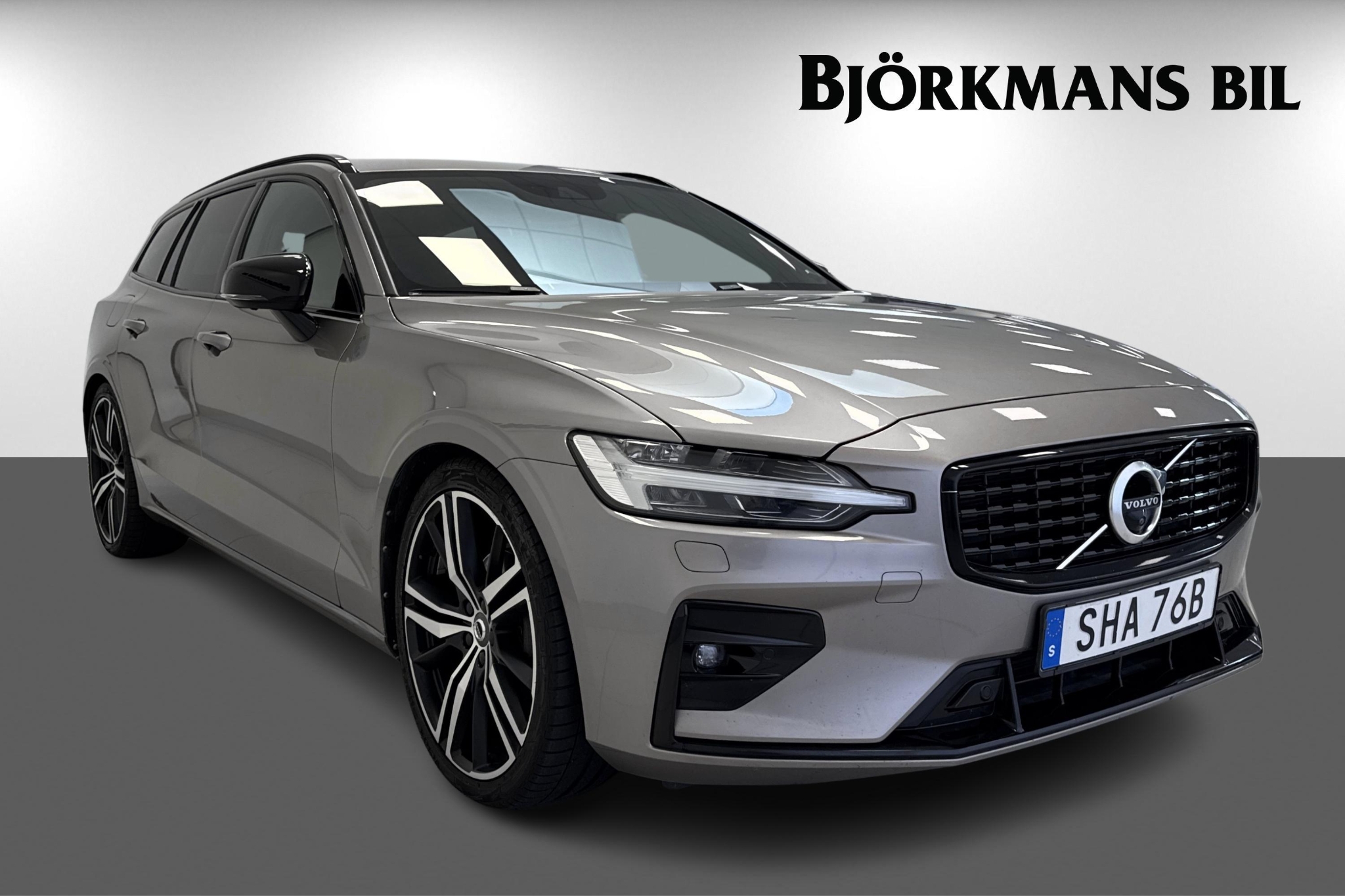 Volvo V60 D3 AWD R-DESIGN 2019, bild 3/10