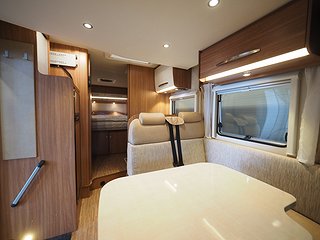 Husbil-halvintegrerad Carado T 449 9 av 22