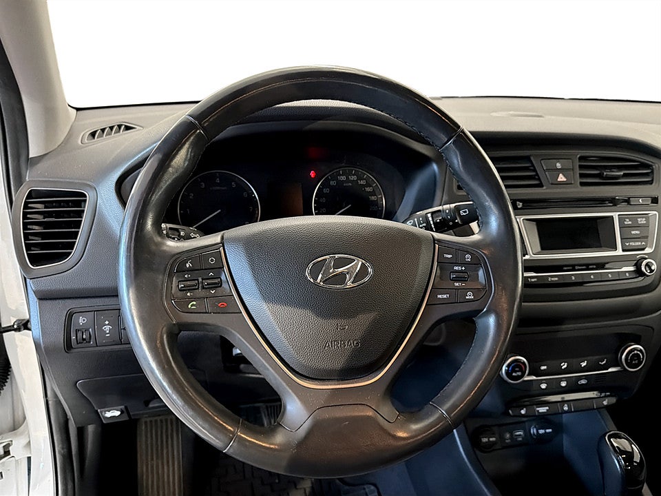 Bild på Hyundai i20 1.4 Premium Euro 6