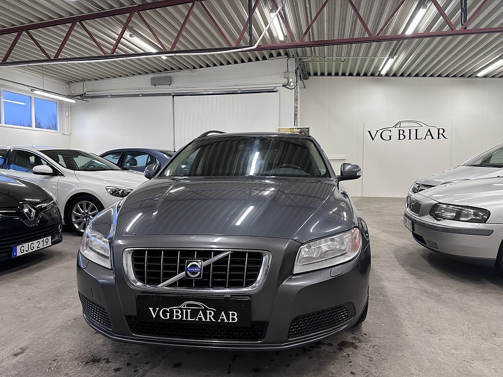 Volvo V70 2.5FT Geartronic Kinetic 