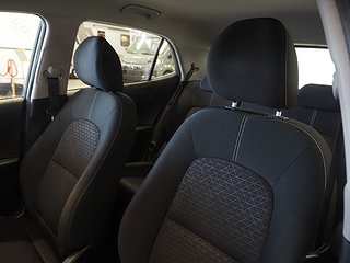 Halvkombi Kia Picanto 16 av 21