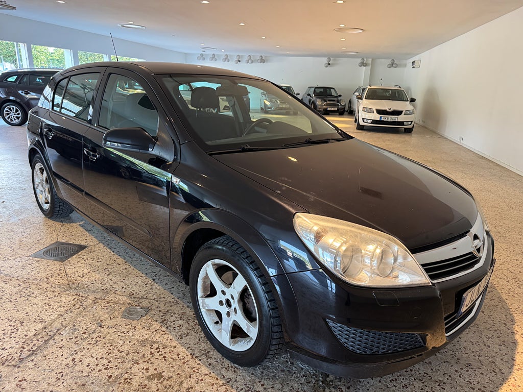 Opel Astra 1.6 ECOTEC ny besiktad lågmil 
