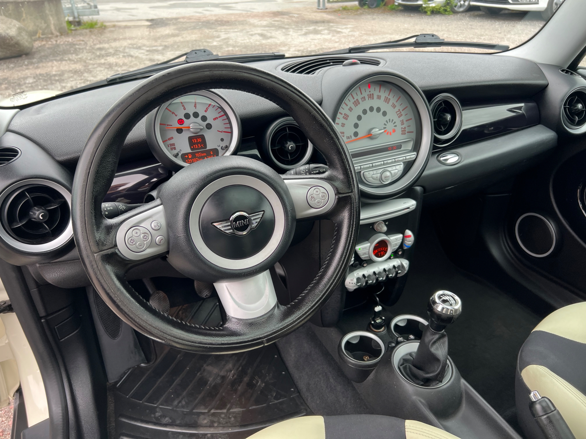 MINI Cooper D BESIKTIGAD TAKLUCKA 109HK 2010, bild 5/45
