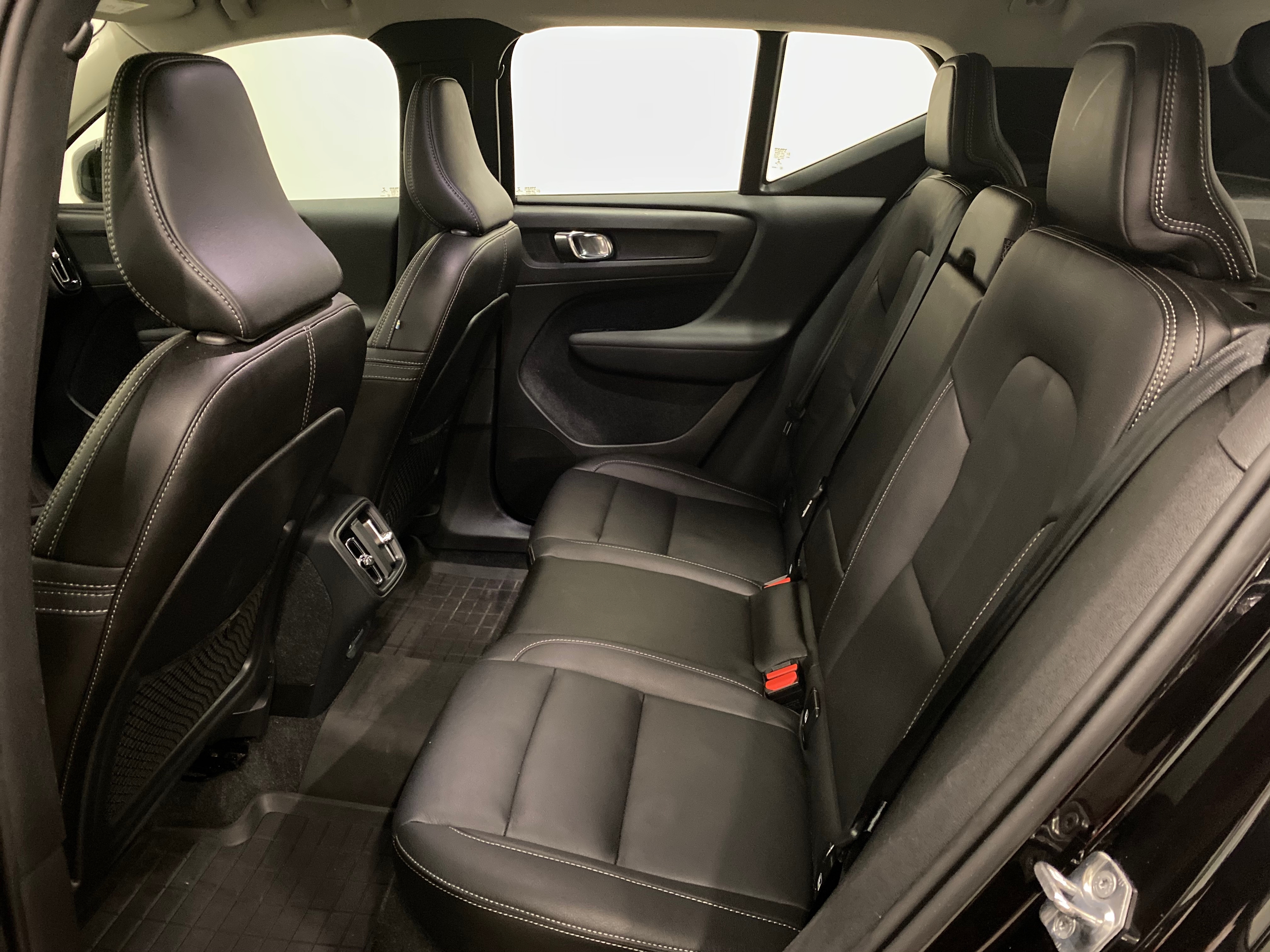 Volvo XC40 2018, bild 7/44