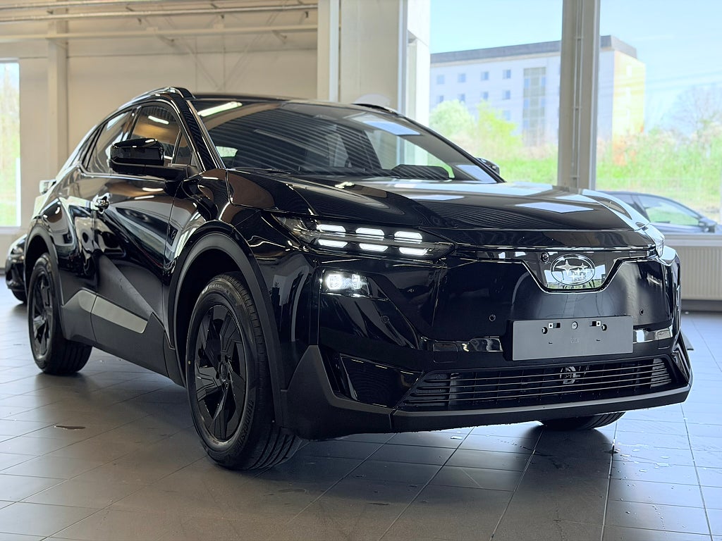 Subaru Uncharted Long Range 77 kWh / Limited / H&K / Skinn / Rattvärme