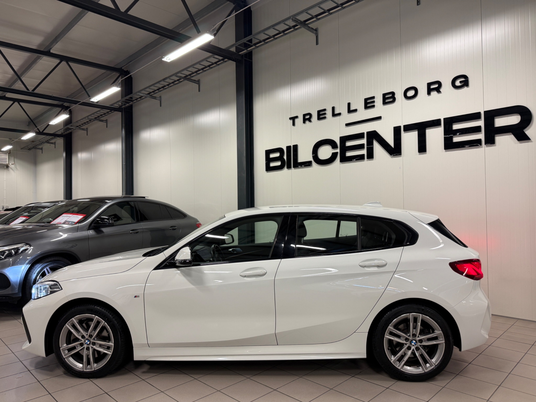 BMW 118 i Steptronic M sport 140hk 2021, bild 4/10