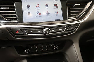 Halvkombi Opel Insignia 24 av 29