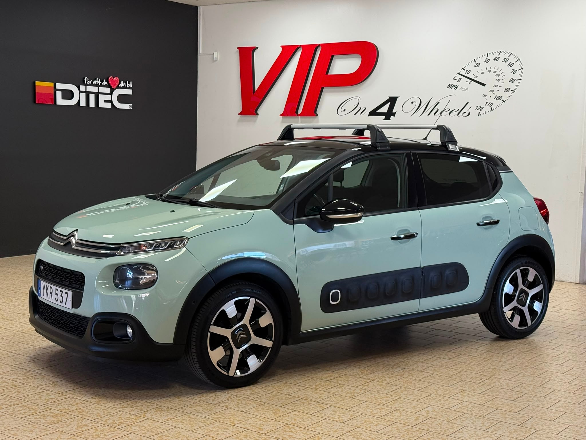Citroen C3 1.2 (82 hk) PureTech 2017, bild 2/10
