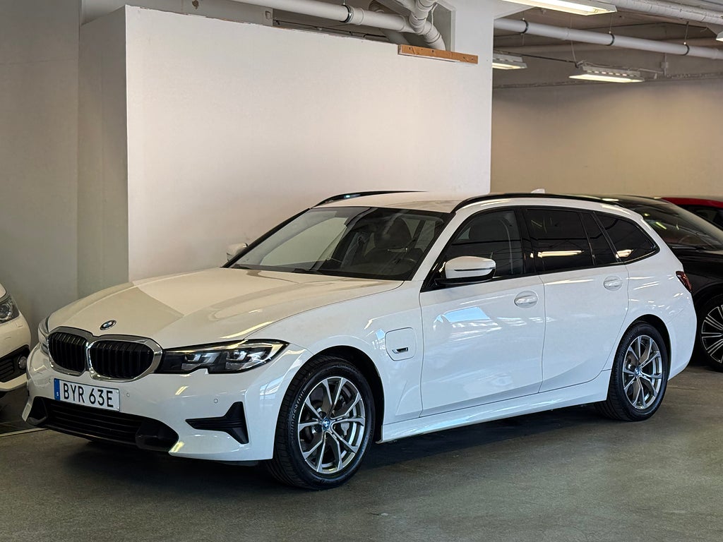 BMW 330e Touring Steptronic Sport line Euro 6
