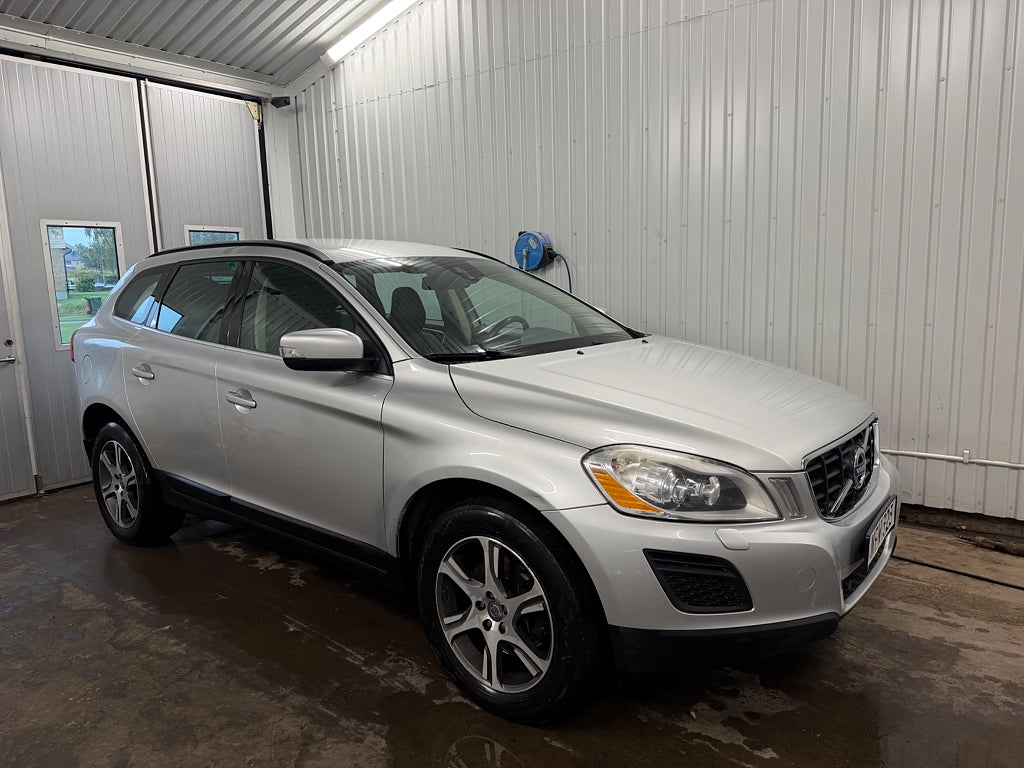 Volvo XC60 D4 AWD Geartronic Momentum Euro 5