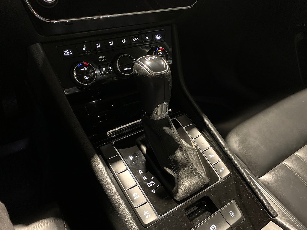 Skoda Superb 1.5 TSI | Business Ed | Drag | Kamera | Värmare 2019