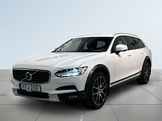 Volvo V90 Cross Country D4 AWD Inscription Drag Pvärm CarPlay S/V-hjul – bild 16