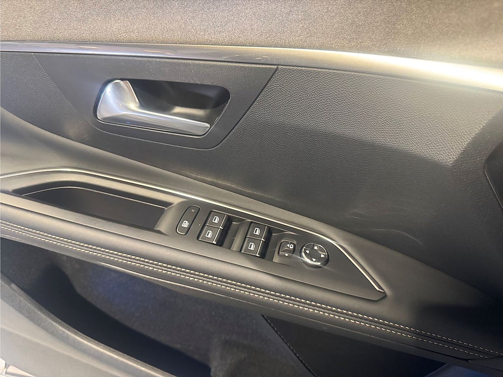 Bild på Peugeot 3008 GT 1.2 PT 130hk Aut - B-KAMERA, NAVI