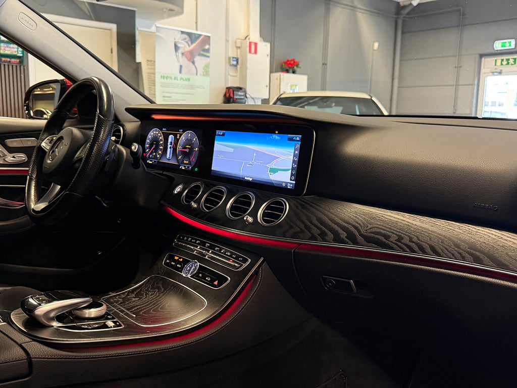 Mercedes-Benz E 2018 - miniatyr 17
