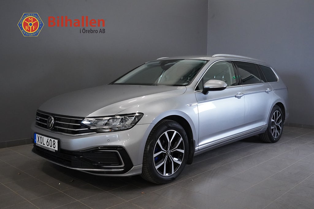 Volkswagen Passat Sportscombi GTE 1.4 TSI Plug In /Kamera Navi Drag