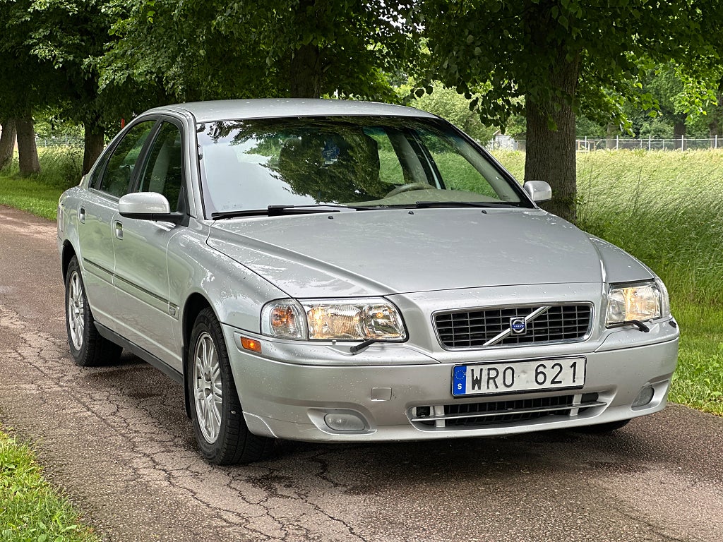 Volvo S80 2.5T Kinetic Euro 4, Svensksåld, 