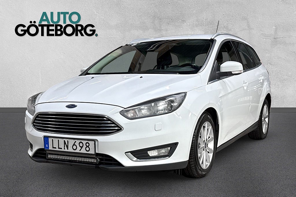 Ford Focus Kombi 1.5 TDCi Powershift Titanium Moms 2-Ägare
