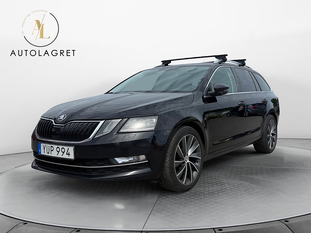 Skoda Octavia Kombi 2.0TDI Navi 4x4 Euro6 Kamrembytt Rails Drag 150hk