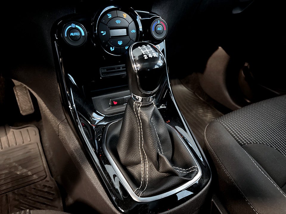 Bild på Ford Fiesta Titanium 1.0 EcoBoost 100hk LÅG SKATT!