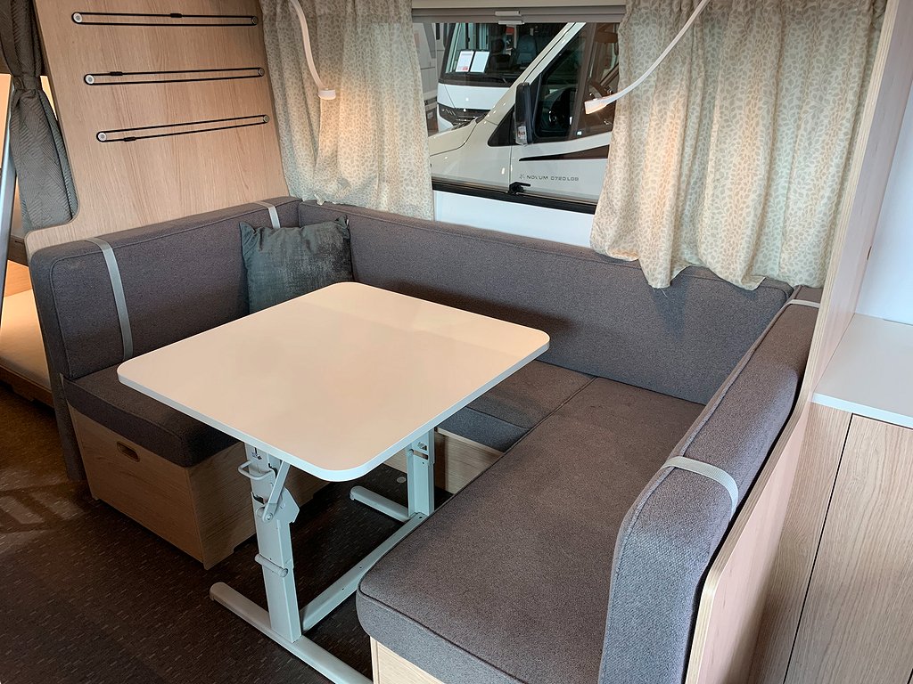 Adria Aviva 563 PT / Barnkammare / 1500kg / 7 bäddar / 3-vån - Adria
