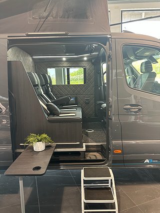 Transportbil - Skåp Mercedes-Benz Sprinter 18 av 36