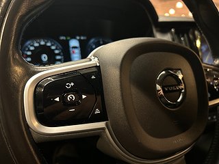 Volvo V90 Cross Country B4 AWD Aut Momentum Kamera/H&K/MoK