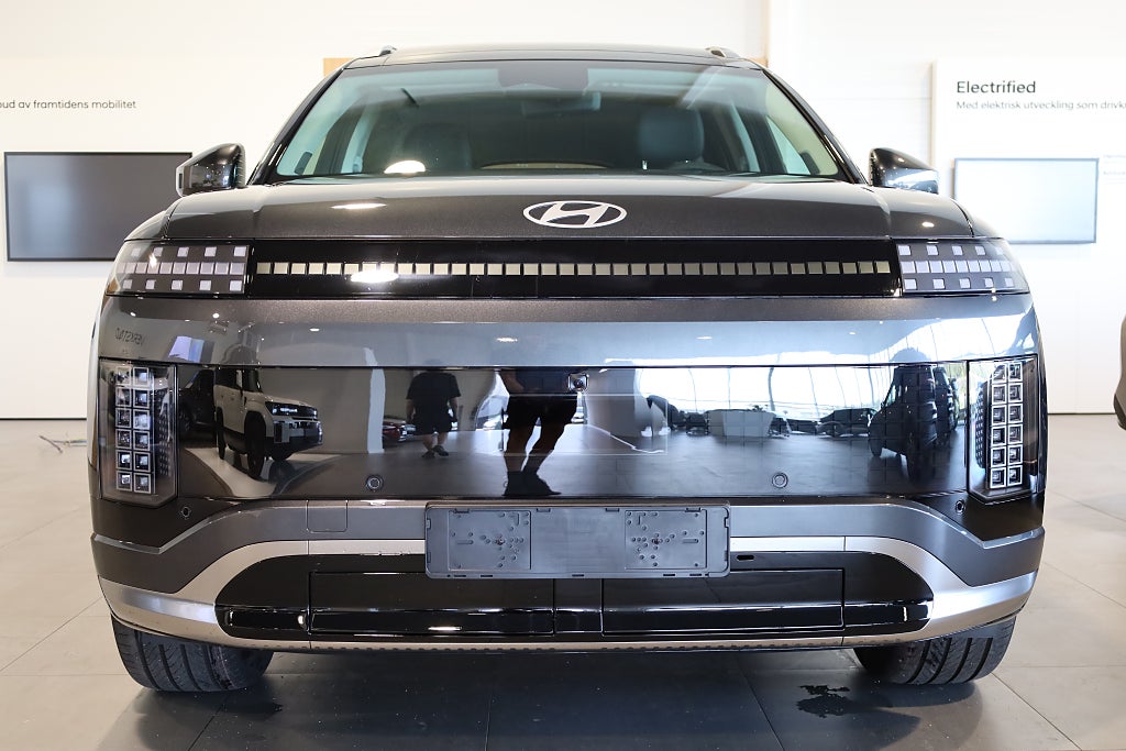 Hyundai IONIQ 9 Calligraphy Line AWD 110kWh *Avbetalningskampanj 2026