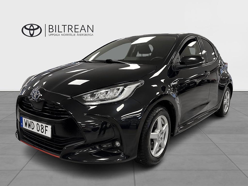 Toyota Yaris Hybrid Active Plus Dragkrok Vinterhjul Motorvärmare