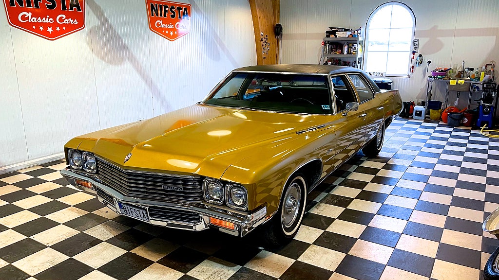 Buick Le Sabre 4D Sedan