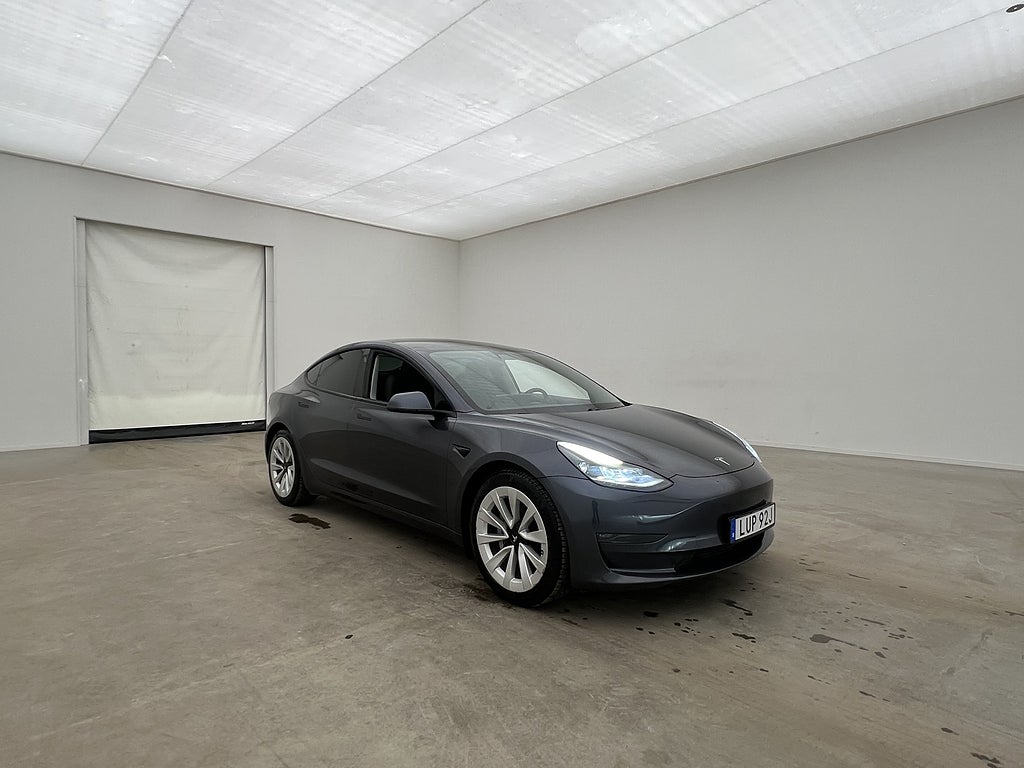 Tesla Model 3 Long Range AWD Drag Värmare Pano AP Kamera