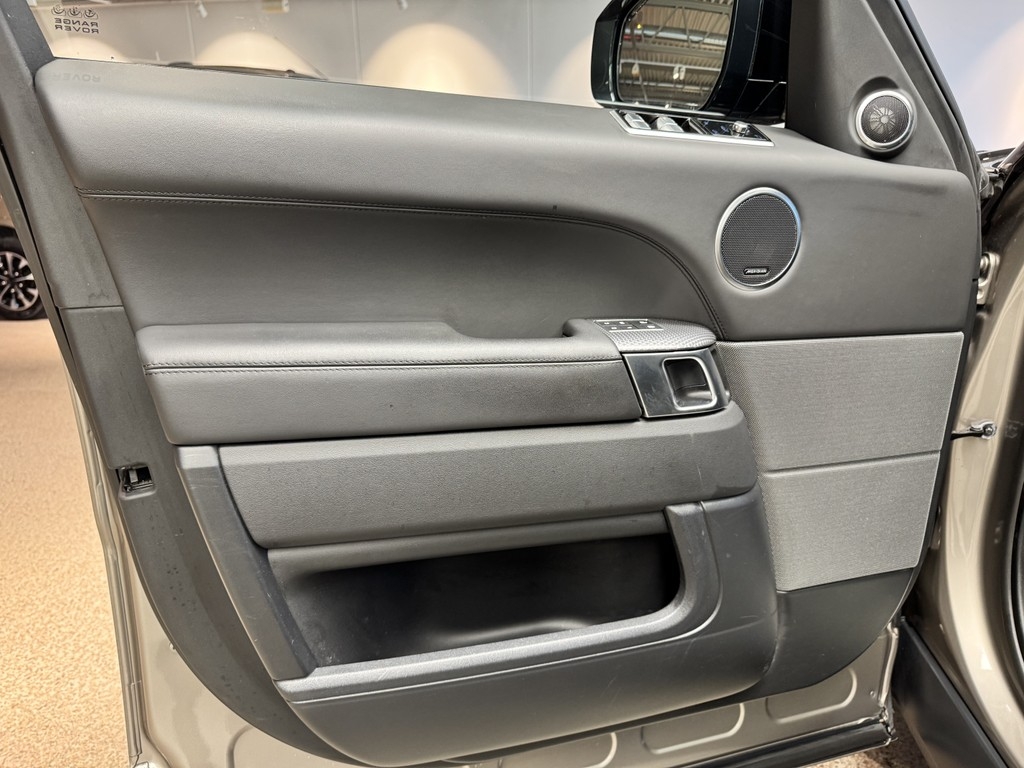 Land Rover Range Rover Sport D300 HSE Dynamic | Black Pack 2022 - miniatyr 36