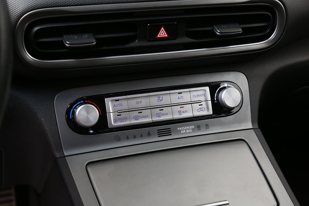 Hyundai Kona 64 kWh Advanced 204hk Skinn Taklucka KRELL Head-up 2021