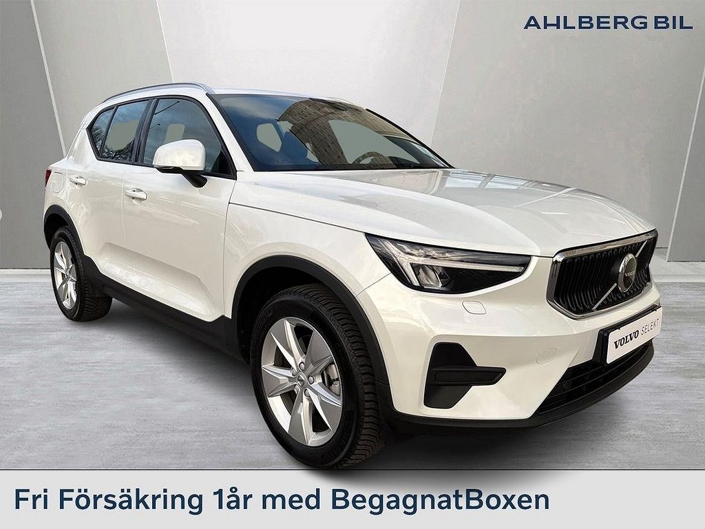 Volvo XC40 B4 FWD Bensin Core SE II, Förarstöd, Parkeringskamera Bak, Baklu