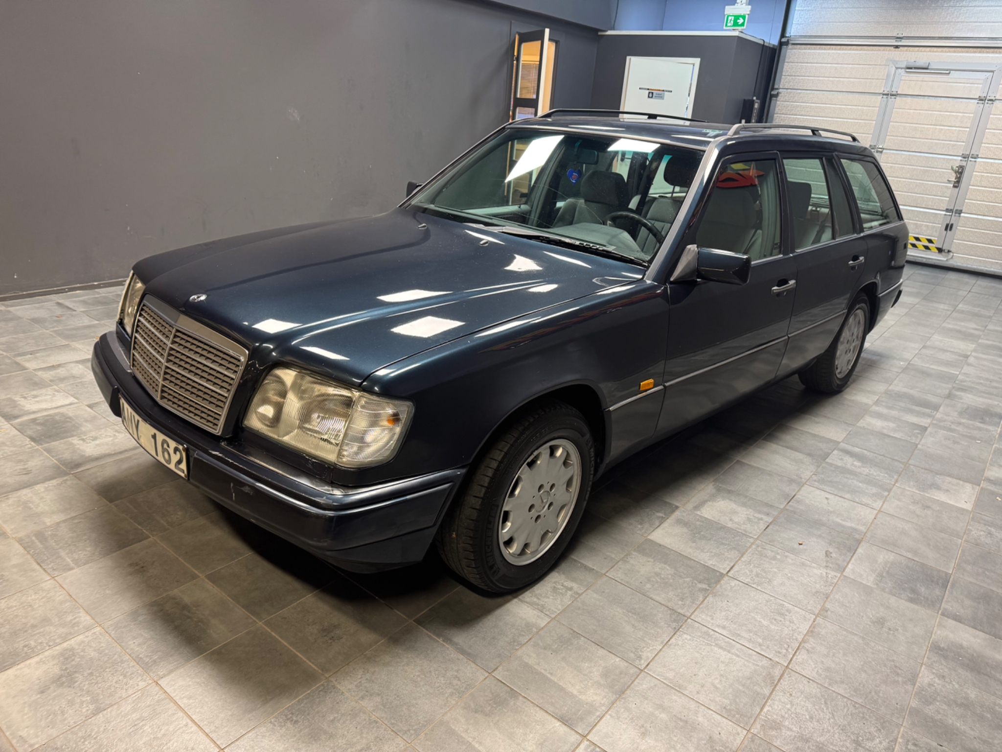 Mercedes-Benz E 200 T Manuell, (136hk) 1996, bild 3/10