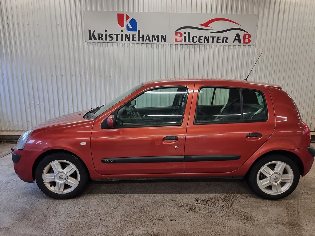 Renault Clio 5-dörrars Halvkombi 1.2 75hk