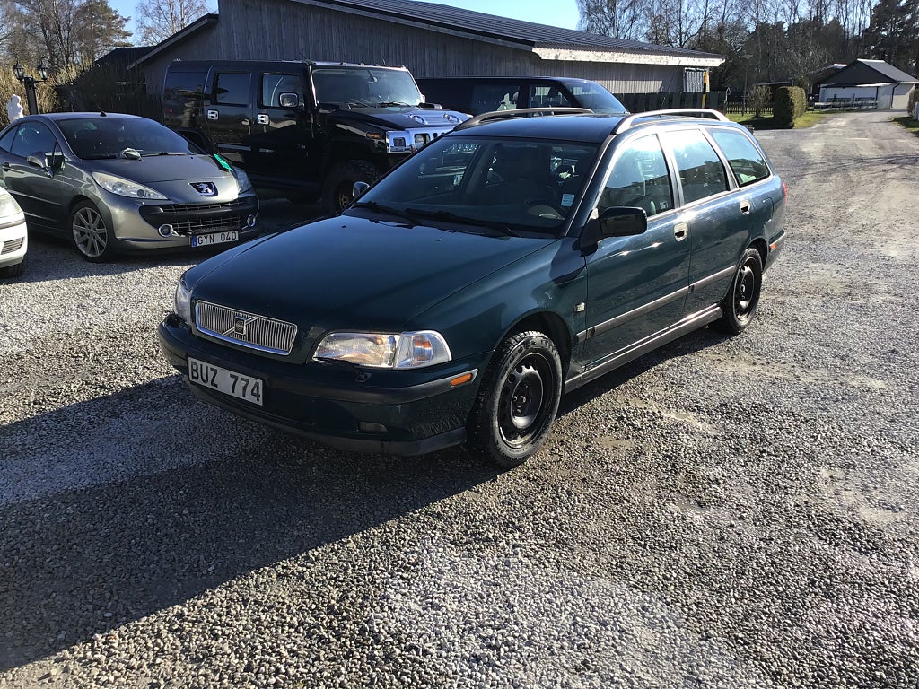 Volvo V40 1.8 SE