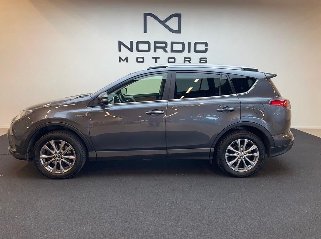 Toyota RAV4 2.5 Dual VVT-i AWD E-CVT Executive/S & V-hjul