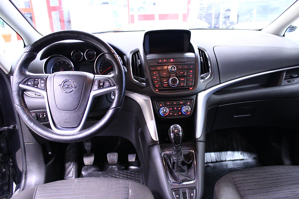 Opel Zafira 2015 - miniatyr 10