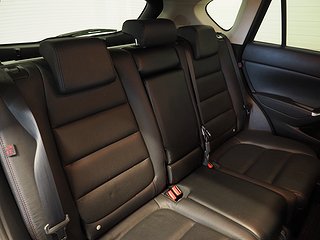 SUV Mazda CX-5 11 av 23