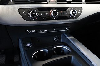 Sedan Audi A4 18 av 24