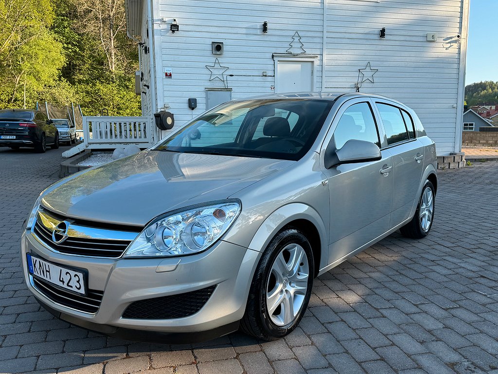Opel Astra 1.6 Låg Mil Kamrem Bytt,Servad,Besiktad,Fin Bil