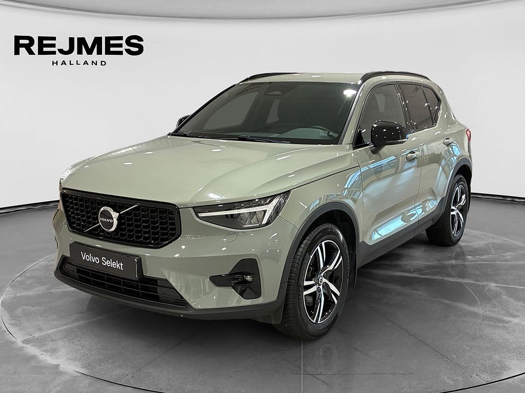 Volvo XC40 B4 FWD Bensin Plus Dark