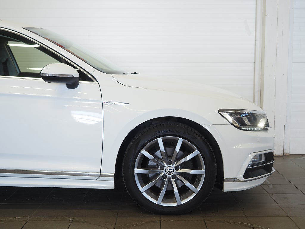 Volkswagen Passat SC 2.0 TDI 4Motion GT R-Line Cockpit Drag D-Värm Skinn 2018