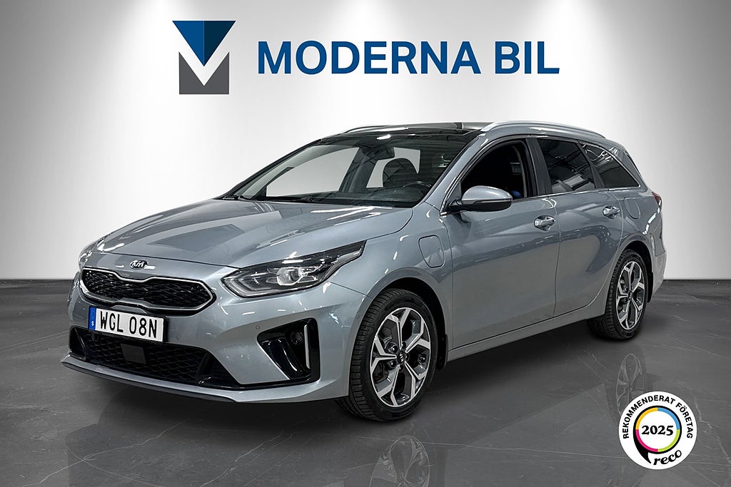 Kia Ceed SW Plug-in Hybrid 141hk Panorama B-kam CarPlay Adaptiv