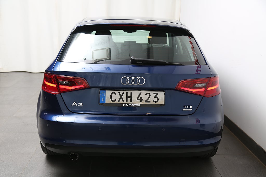 Audi A3 1,6 TDI 110hk Ultra Attraction Sportback 2014